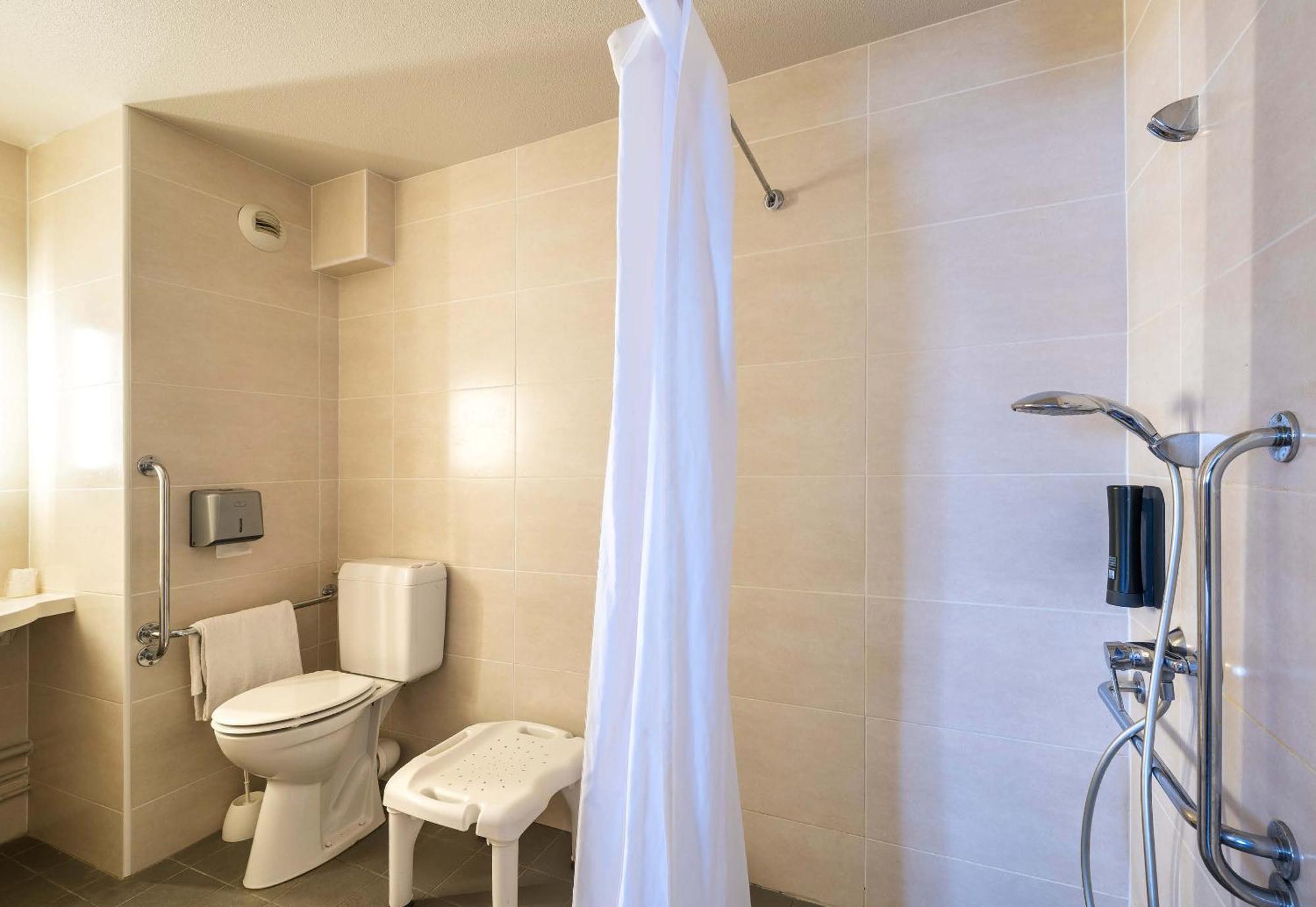 B&B Hotel Angers 1 ביוקוזה מראה חיצוני תמונה